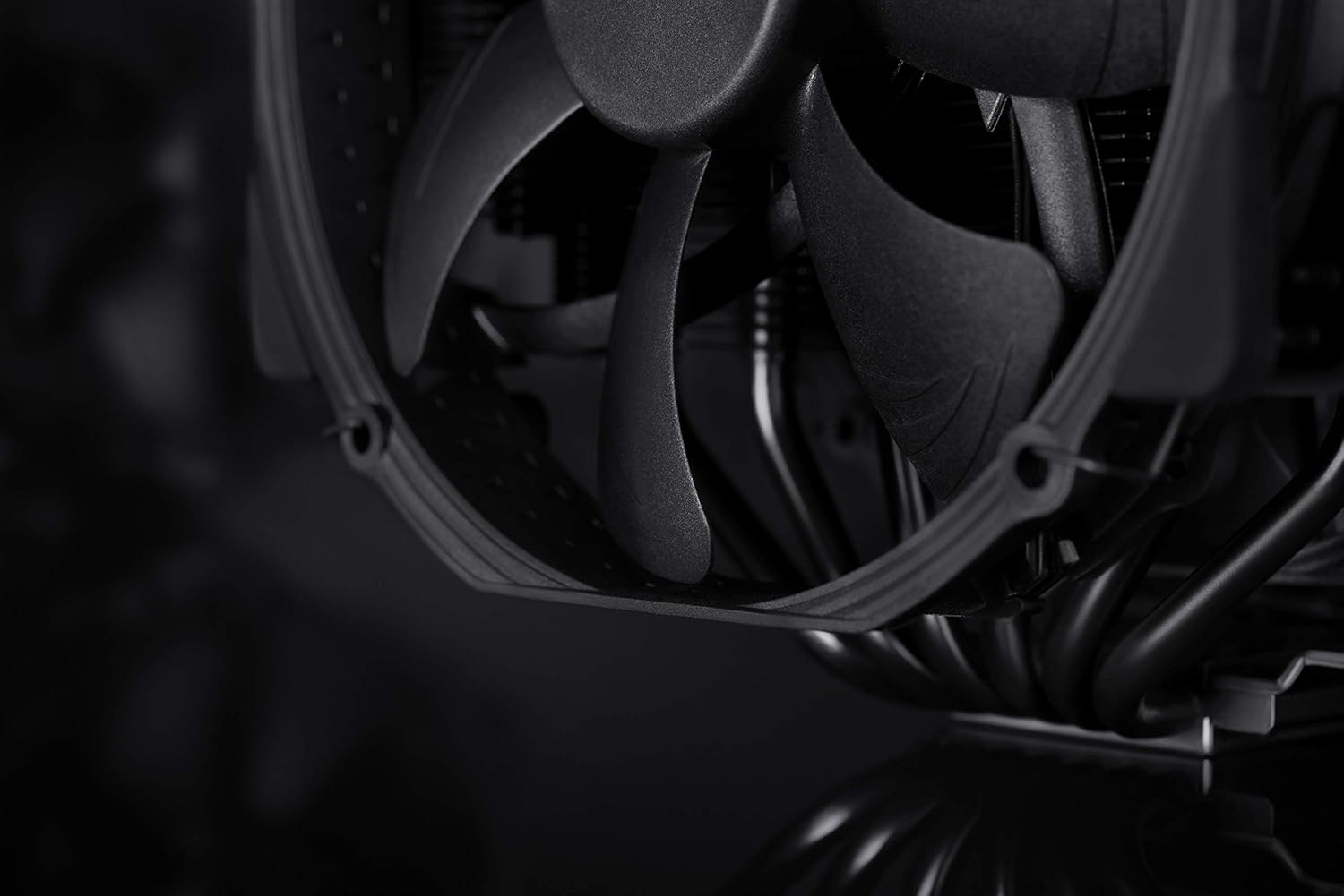 Noctua NH-D15 Chromax.Black, Dual-Tower CPU Cooler (140Mm, Black)